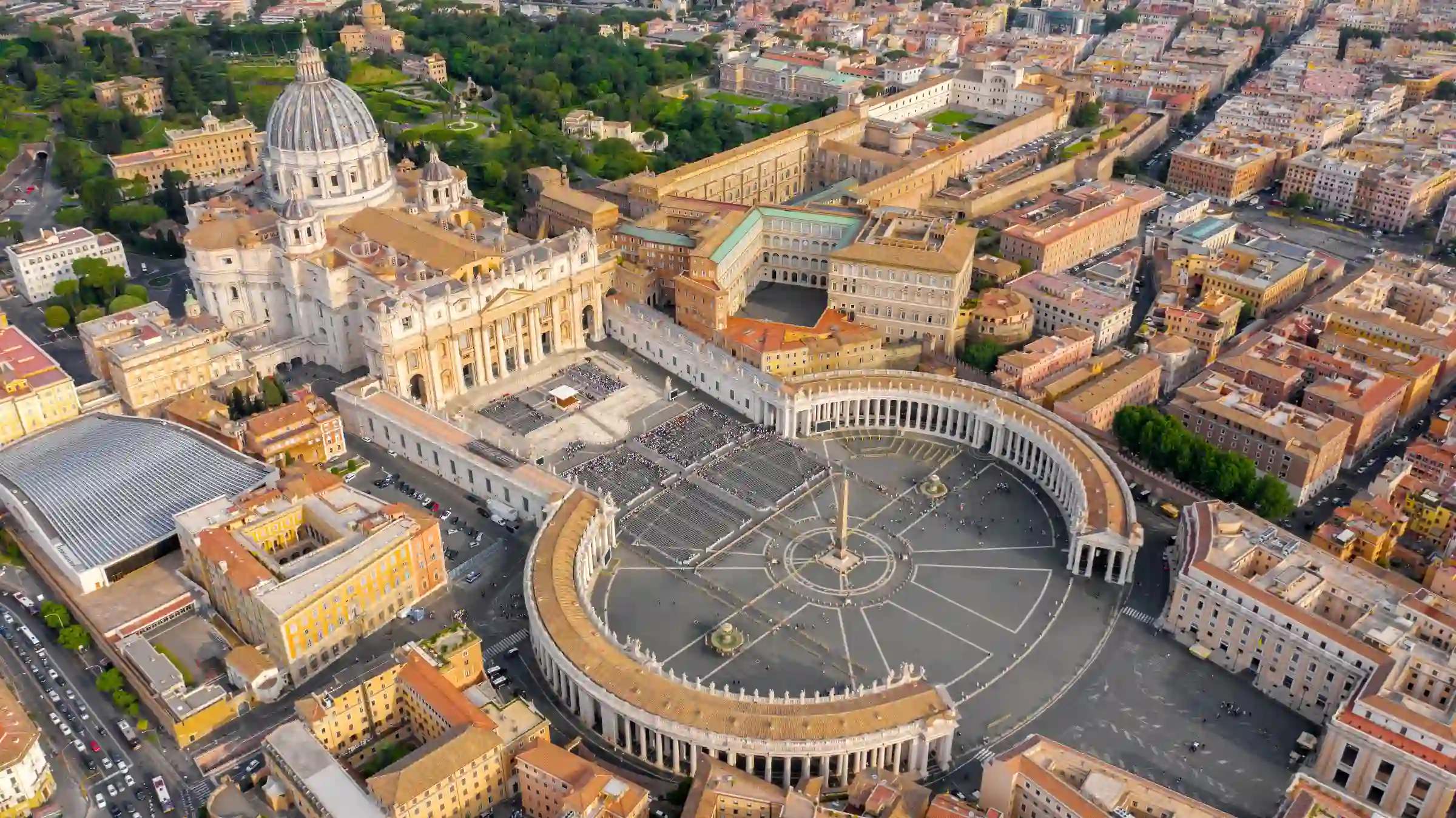 Private tour Rome — Vatican St Peter's Square aerial view with chauffeur