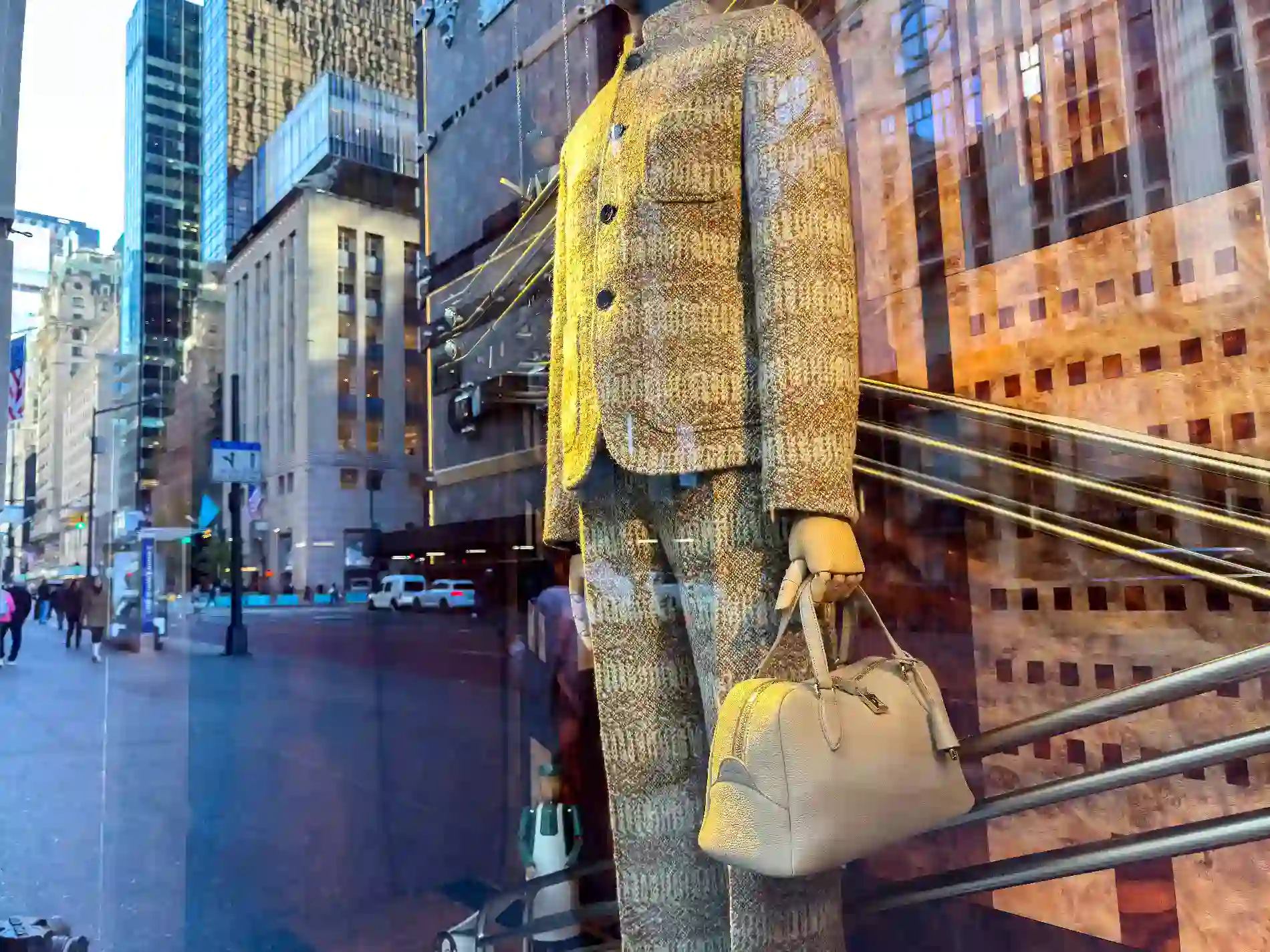 Fifth Avenue New York luxury shopping — private chauffeur service