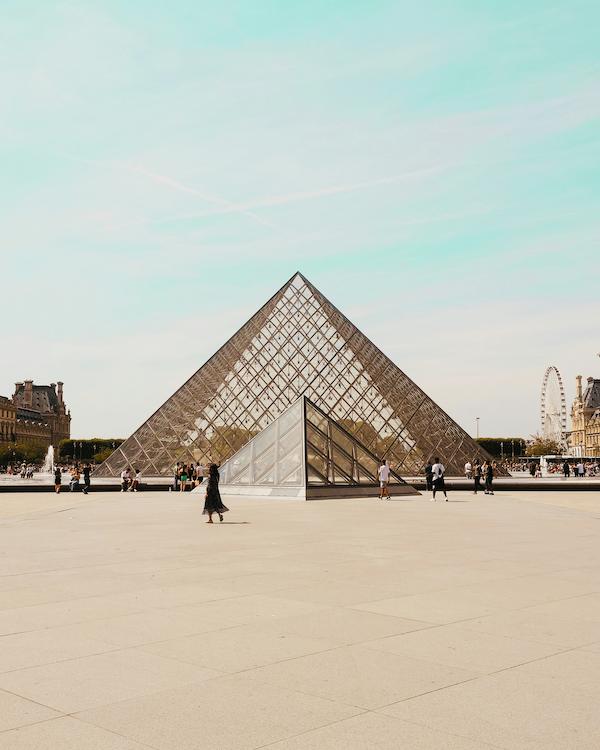 Musée du Louvre et jardins des Tuileries Paris